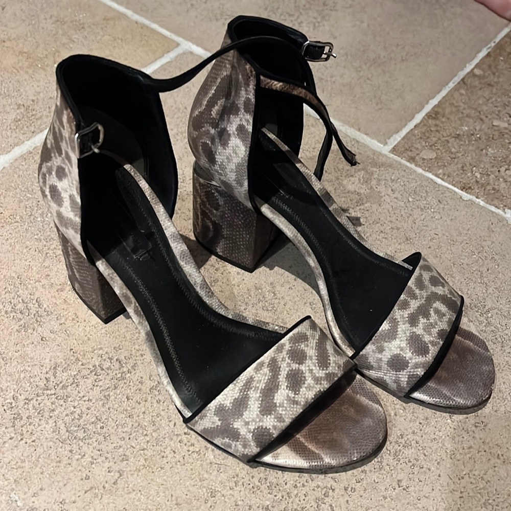 Hard to find Alexander Wang sz 39